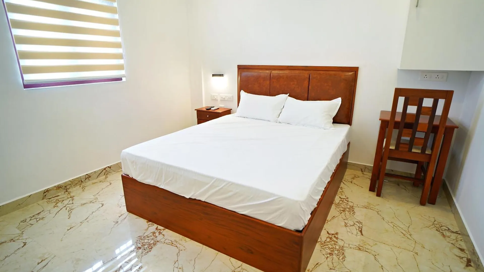 Gh Grand Park Hotel Angamali