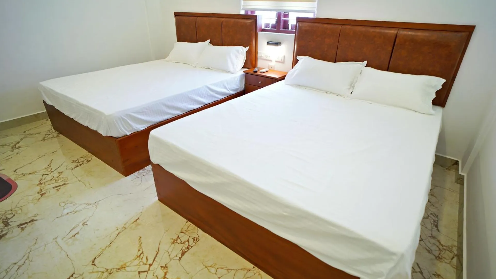 Gh Grand Park Hotel Angamali