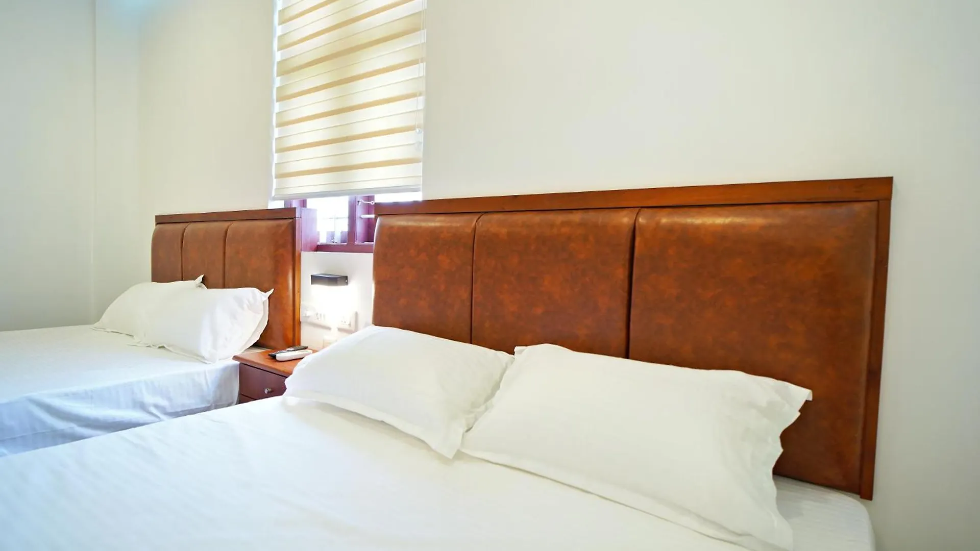 Gh Grand Park Hotel Angamali 0*,