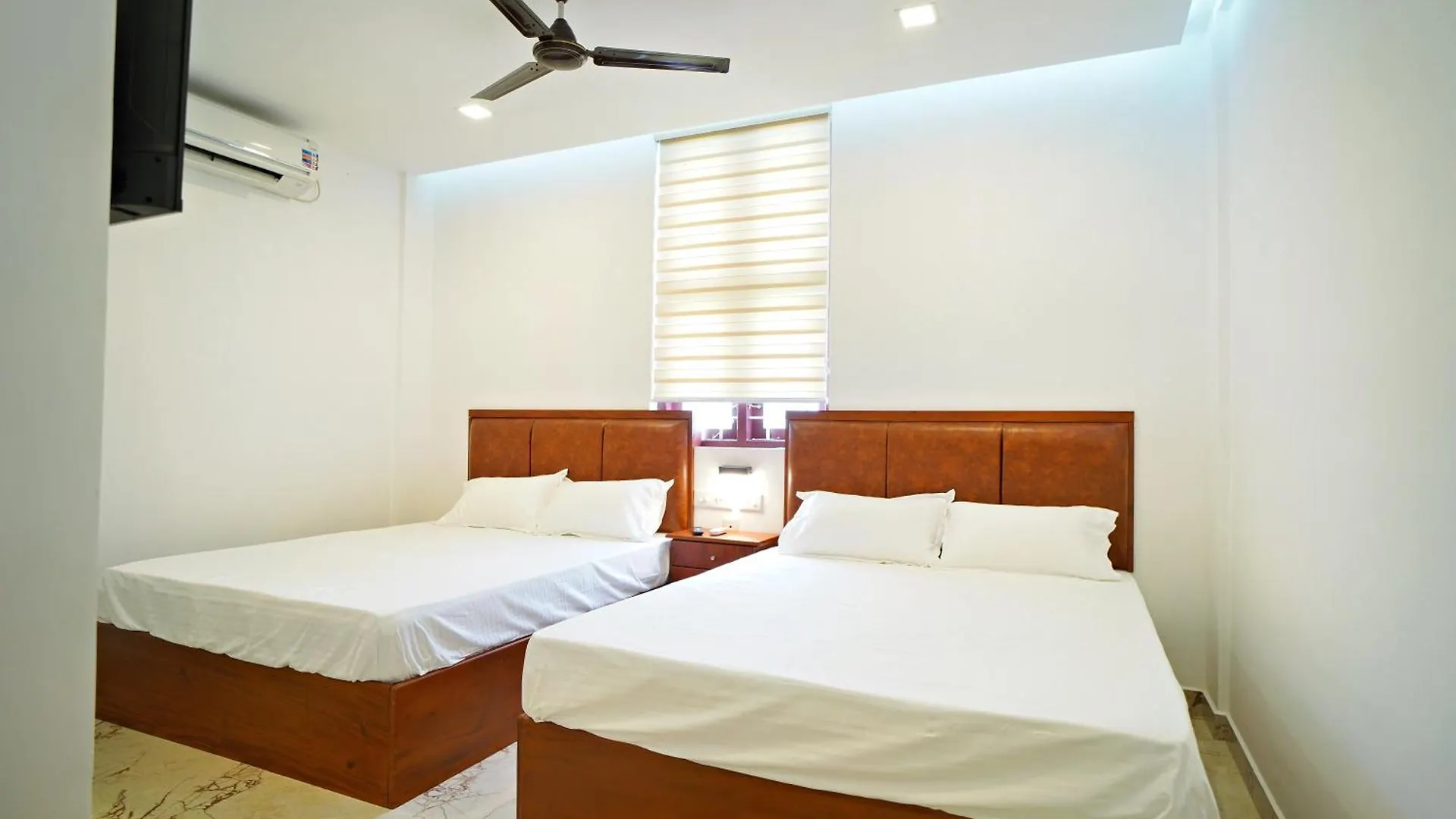 Gh Grand Park Hotel Angamali