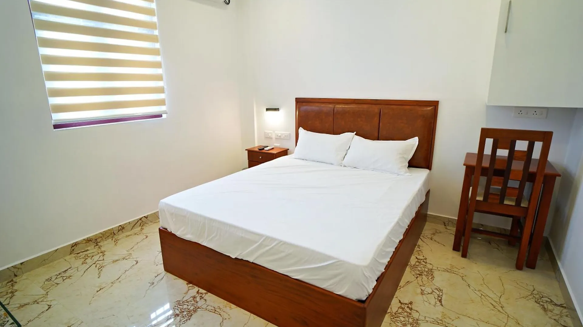 Gh Grand Park Hotel Angamali 0*,