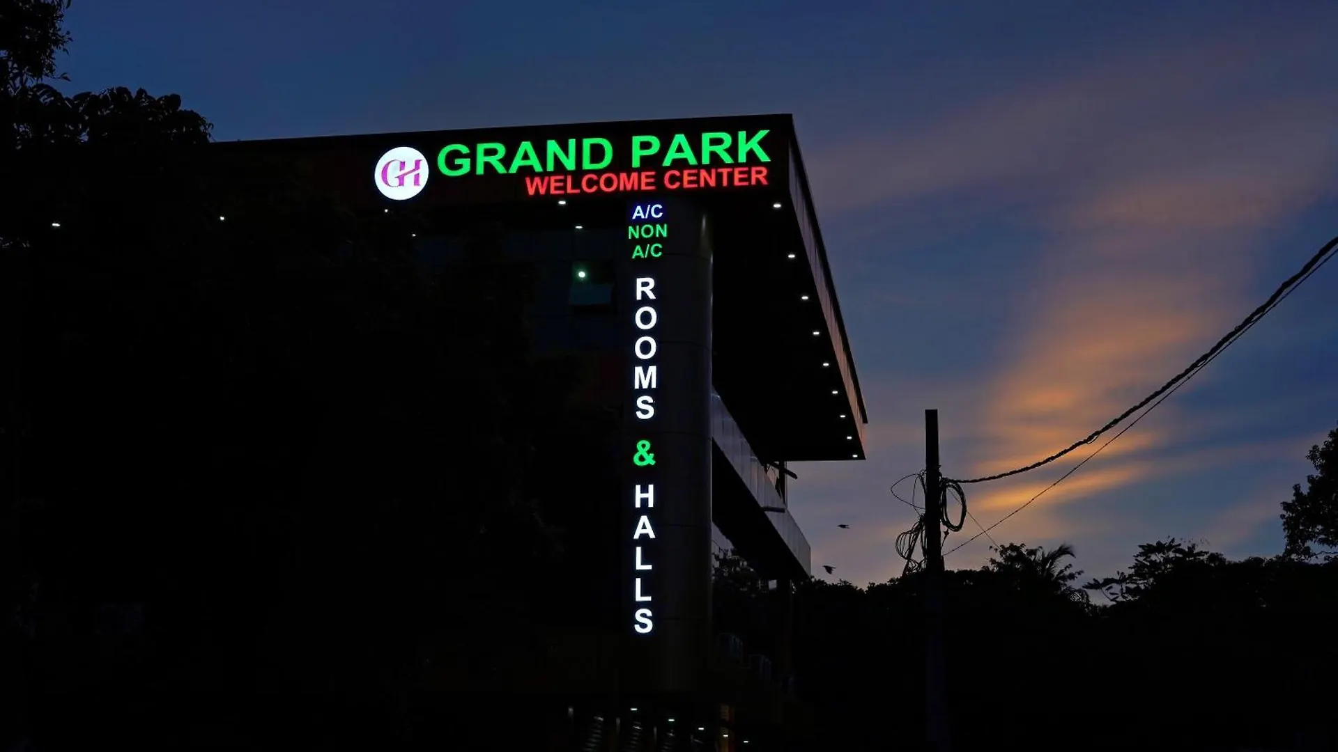 Gh Grand Park Hotel Angamali 0*,  India